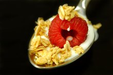 What Are the Benefits of Yogurt and Granola?