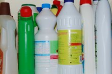 How to Treat Clorox Fume Exposure