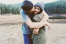 What Your PDA of Choice Says About You and Your Relationship