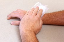 How to Make an Alcohol Ice Pack