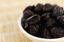What Are the Benefits of Dried Plums?