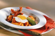 What Are the Benefits of Poaching Eggs?