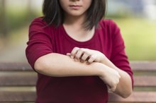 Causes of Fluid Filled Bumps on the Skin That Cause Itching