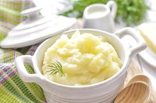 Carbohydrates in Mashed Potatoes Vs. Angel Hair Pasta
