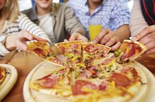 What Is the Average Amount of Fat Grams a 14-Year-Old Should Have a Day?