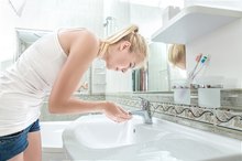 How to Clean Pitted Dirt From Enlarged Pores