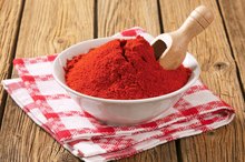 Does Cayenne Pepper Help a Stuffy Nose?