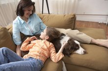 4 Key Characteristics of Nonverbal Communication