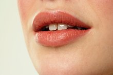 Benefits of Camphor Cream and Herbs