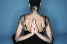 How to Lose Weight Around Your Shoulder Blades