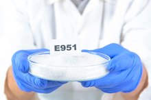 What Are the Symptoms of Aspartame Disease?