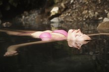 What Are the Causes of Phlegm When Swimming?