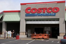 Dining at the Costco Food Court: Nutritional Values
