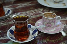 Are Coffee & Tea Good for Asthma & Bronchitis?