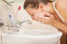 Causes of a Pimple-Like Rash on the Face