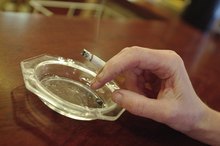 How to Eliminate Odors From Smoking
