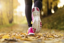 How to Get Rid of the Cellulite on My Knees