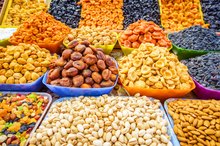 Can Dried Fruit Make My Stomach Hurt?