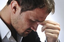 Early Signs and Symptoms of Eye Shingles