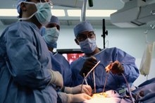 3 Ways to Remove Bone Spurs