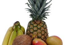 Foods That Help Clean the Impacted Feces From Your Colon