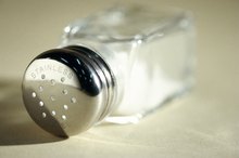 Relationship Between Salt & Dehydration in the Human Body