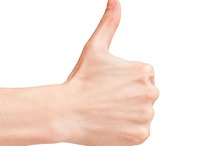 How to Splint a Strained Thumb