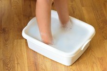 Home Remedy of Citric Acid & Baking Soda to Kill Toenail Fungus