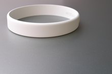Directions for Using Anti-Nausea Wrist Bands
