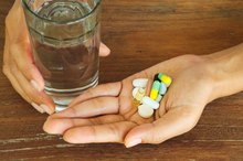 How to Take Ginkgo With Vitamins
