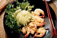 How to Fry Shrimp in Olive Oil & Butter