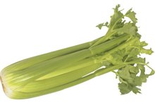 How to Cook Celery in a Microwave