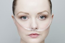 Differences Between Oxygen Tanks & Oxygen Concentrators