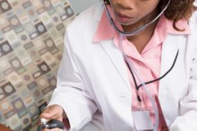 What Is the Difference Between Beta Blockers & Calcium Channel Blockers?