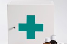 What is the Difference Between Ethyl Alcohol and Isopropyl Alcohol?