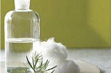 How to Treat Boils With Tea Tree Oil